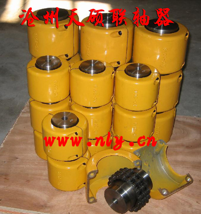 �L����S��